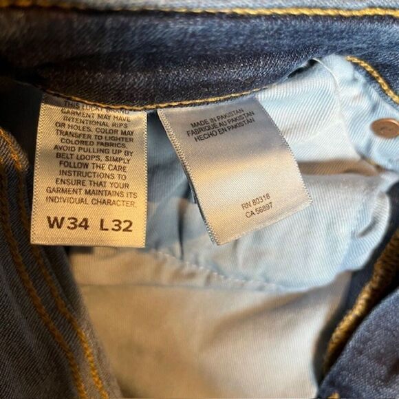 Lucky Brand Men's 221 Straight Jeans Darker wash faded thigh Size 34X32 - Picture 5 of 8